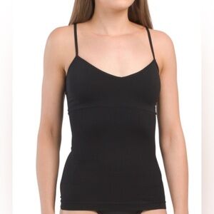 NAUTICA seamless sharing cami’s. NWT